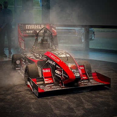 Nowy bolid teamu PWR Racing Team